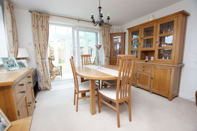 99, Cuckoo Lane, Fareham photo 4