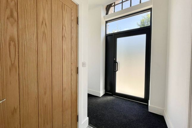 Apt 22 Main Street, Rotherham photo 5