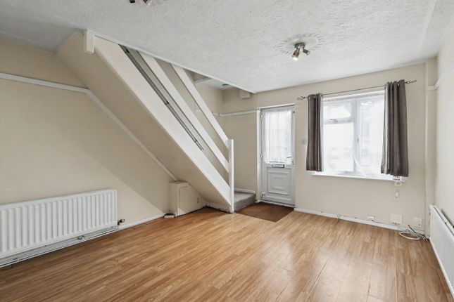 147, Slepe Crescent, Poole photo 2