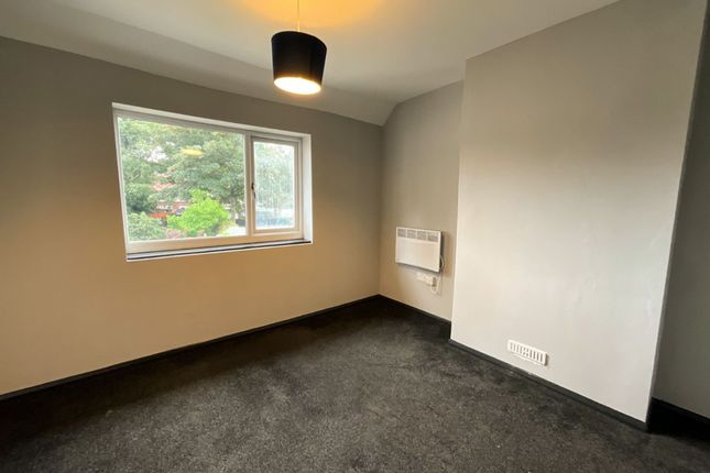 2 Tudor Road, Doncaster photo 5