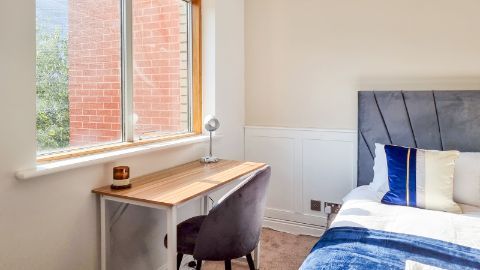 Flat to rent in Great Bridgewater Street, Manchester