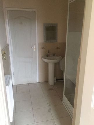 165B Market Street, Greater Manchester photo 3