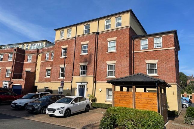 2 bed flat to rent in The Old Meadow, Shrewsbury SY2