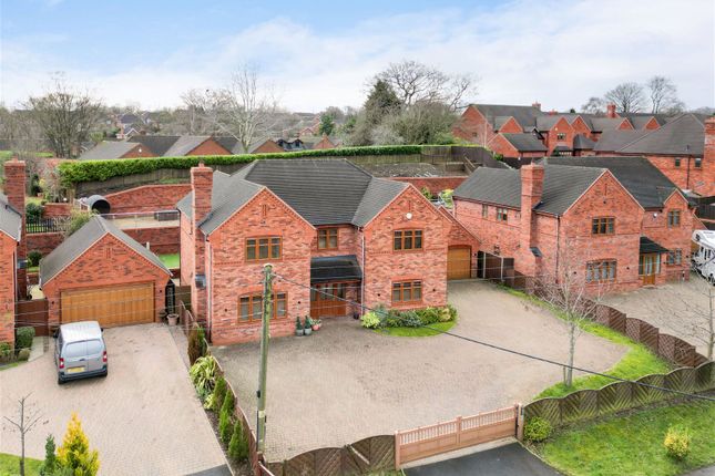 Thumbnail Detached house for sale in Rake Hill, Chase Terrace, Burntwood