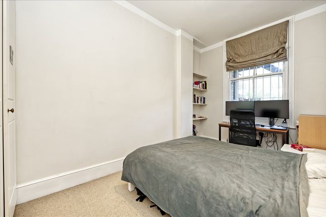 Flat for sale in Sutherland Avenue, London