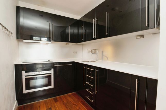53, Hayes Apartments, Caerdydd photo 4