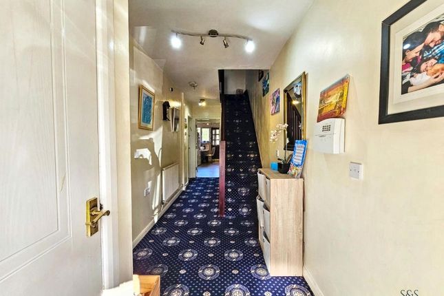 4b Legh Street, Salford photo 2