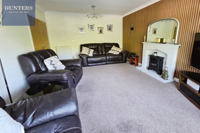 1, Brook Vale, Bridgend photo 3