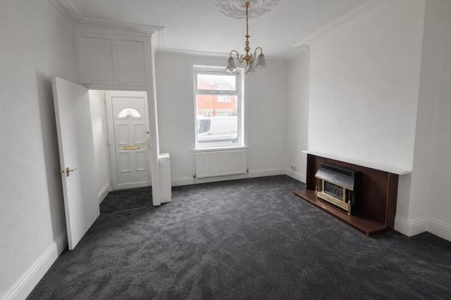 36, Plymouth Street, Oldham photo 2