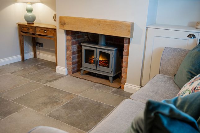 43, Drinkhouse Road, Leyland photo 3