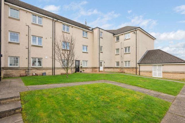 Flat for sale in Osprey Crescent, Dunfermline