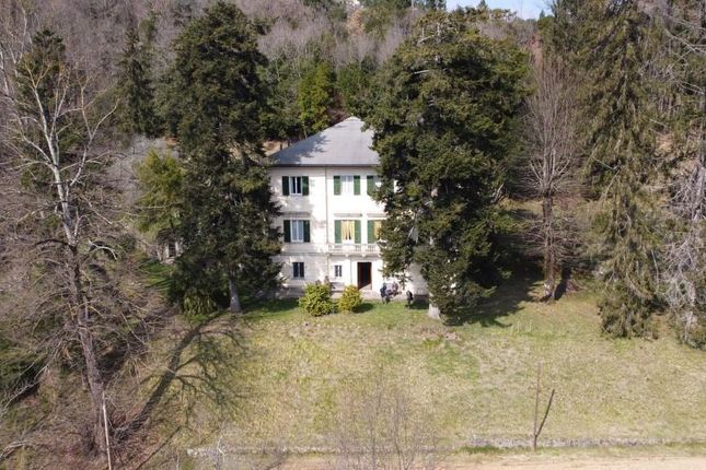 Thumbnail Villa for sale in Via Magnano, 10, 19020 Brugnato Sp, Italy