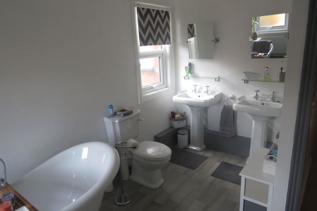 Bayes Street, Kettering NN16, 4 bedroom town house for ...