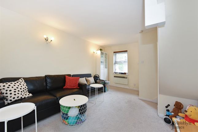 Terraced house to rent in Westferry Road, Isle Of Dogs