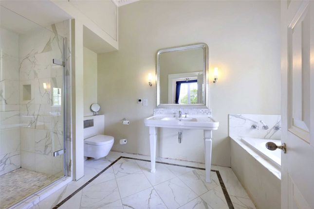 Ensuite