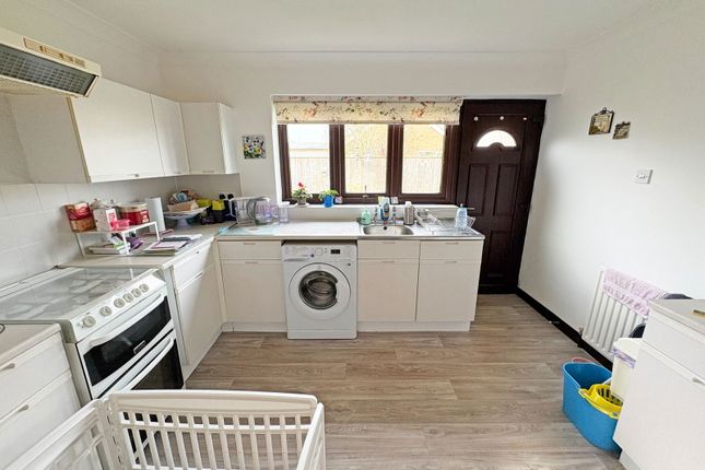 6, Venables Close, Skegness photo 3