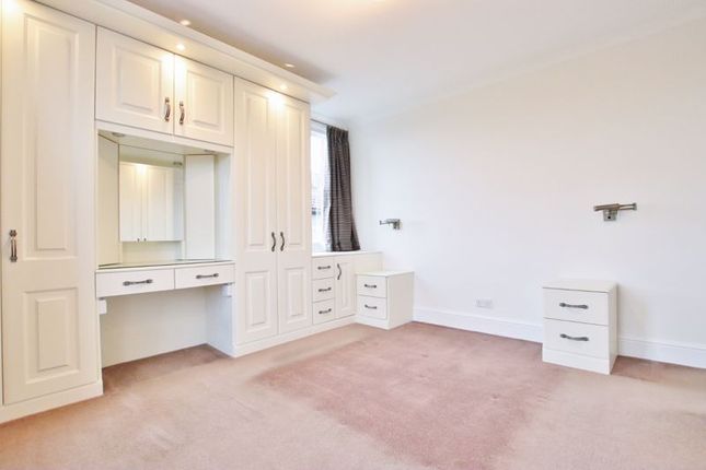 Flat for sale in South Drive, Heswall, Wirral