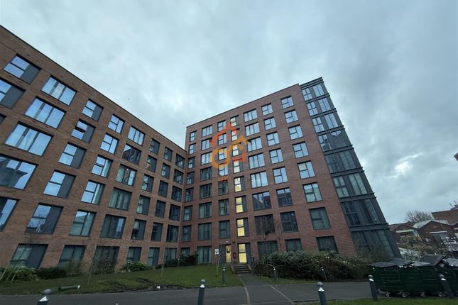 2-bed flat on Complete, 510, The Axium, 40 Windmill Street, Birmingham, £1,250/mo