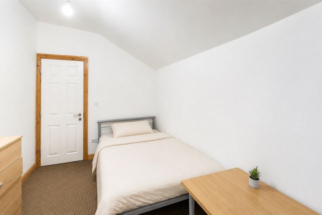 196, TIVERTON ROAD, BIRMINGHAM photo 4