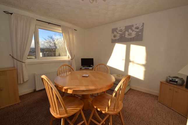 6 Anderson House, Fairview Court, Shipley photo 3