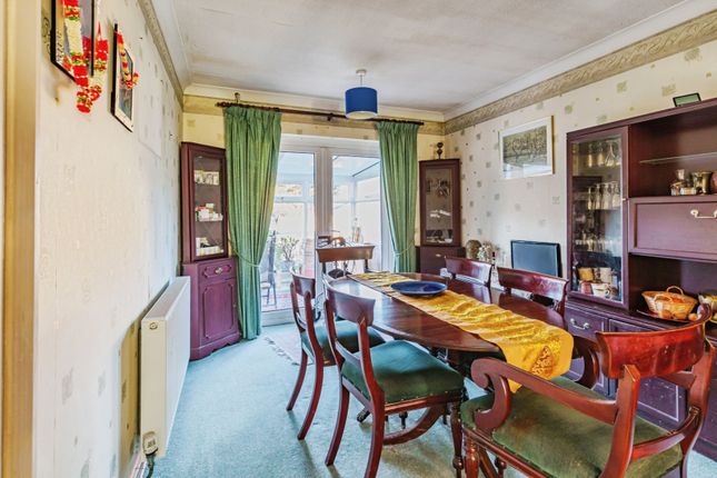 11, Westfield Avenue, Brighton photo 4