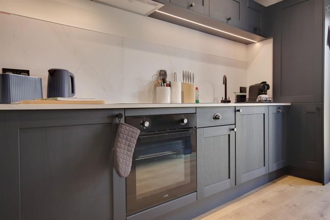 Kitchen.Jpg