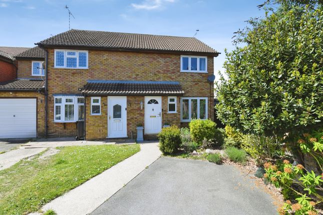 2-bed house on 10, Torrington, Essex, £300,000