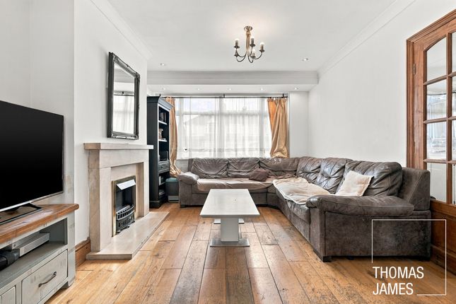 13, Rugby Avenue, London photo 4