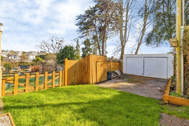 9, Crownhill Park, Torquay photo 5