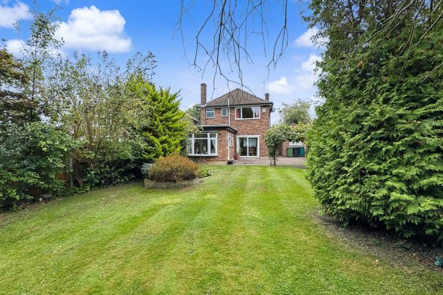 10, Heath Side, Orpington photo 4