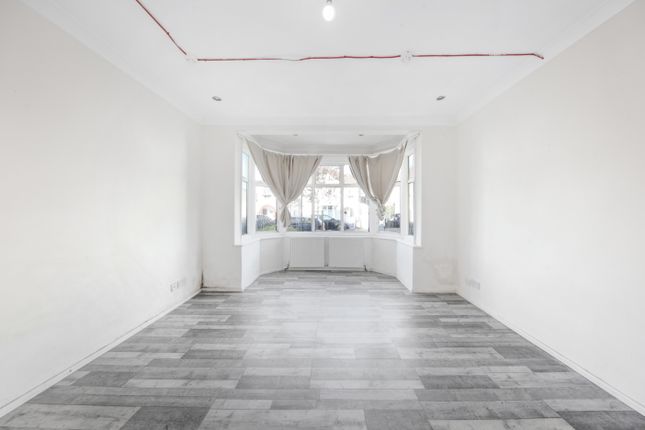 145, Fleetwood Road, London photo 4
