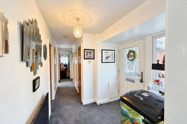 1, Newcroft, Manchester photo 4