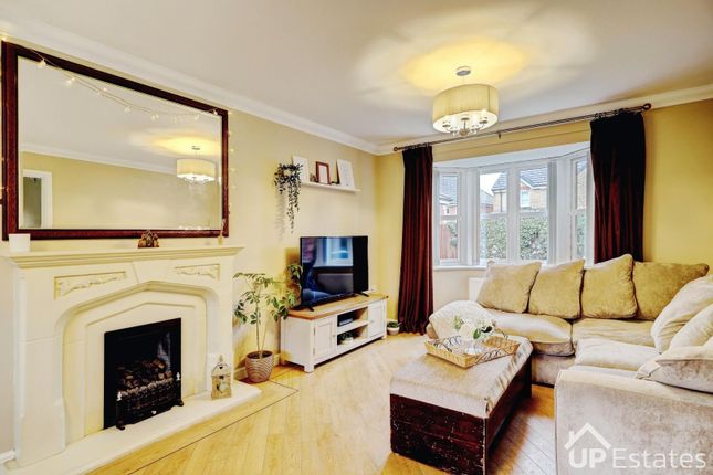 11, Valencia Road, Coventry photo 3