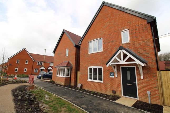 Detached house to rent in Monks Brook Grove, Curbridge