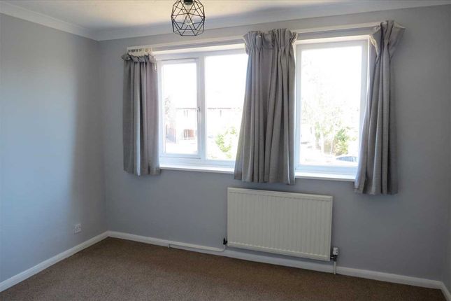 61, Sandhurst Crescent, Sleaford photo 4