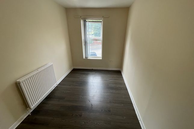 24A, Firth Park Road, Sheffield photo 5