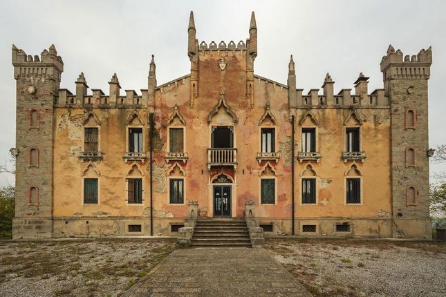 Villa for sale in Veneto, Padova, Cervarese Santa Croce