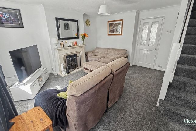 44, Priory Close, Ivybridge photo 3