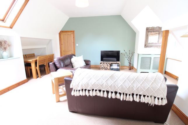 Flat 6, Margery Hall, Reigate Hill, Reigate photo 3