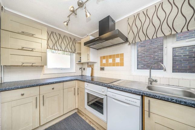 62, Cooks Road, London photo 3