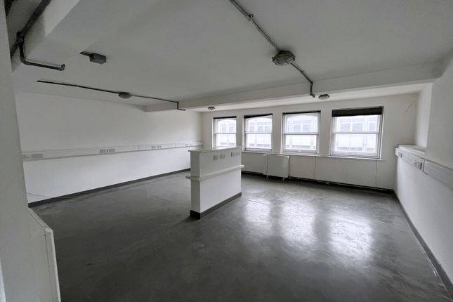 Thumbnail Office to let in 4th Floor, 5 Charterhouse Buildings, Barbican, London