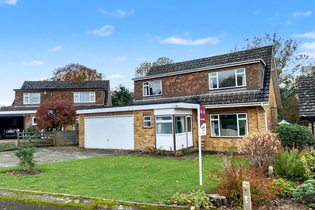 6 Timber Close Front Nov.Jpg