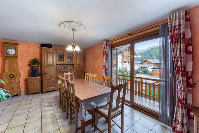 Chalet for sale in Saint Martin De Belleville, Rhone Alpes, France