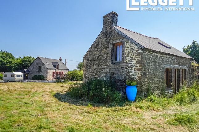 Villa for sale in Javron-Les-Chapelles, Mayenne, Pays De La Loire