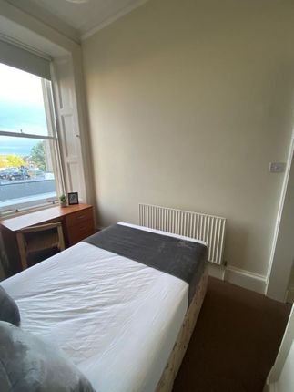 Shared accommodation to rent in Morningside Road (Room 3), Morningside, Edinburgh