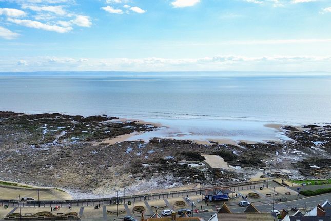 Flat 5, 5 Esplanade, Porthcawl photo 2