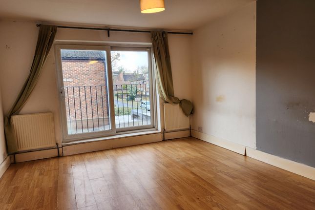 End terrace house to rent in Goodman Cresent, Streatham Hill