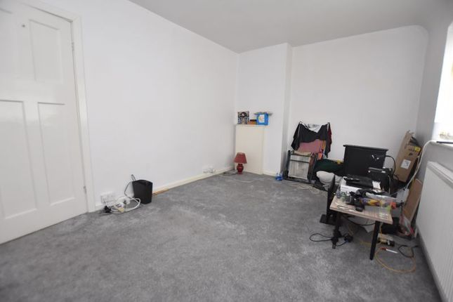 37, Harmston Rise, Nottingham photo 4