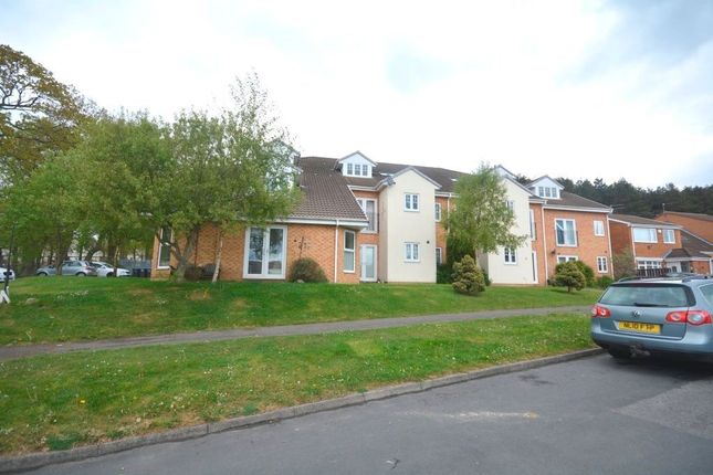 Flat to rent in Middlewood, Ushaw Moor, Durham