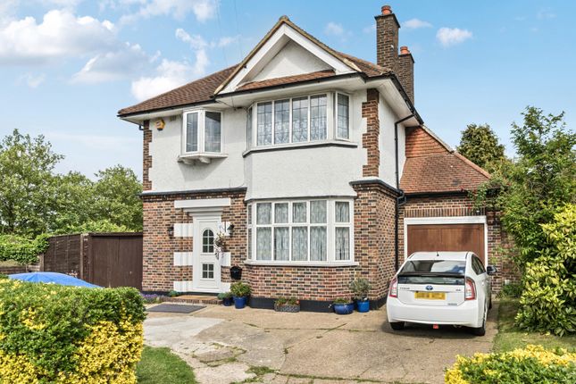 3-bed detached on 131, Woodyates Road, Lee, £775,000